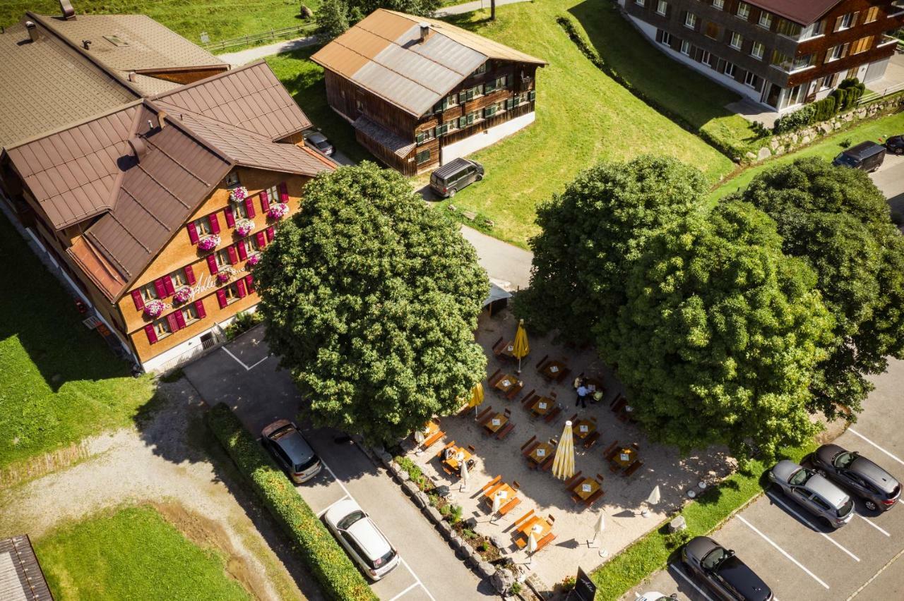 Hotel Gasthof Adler Schoppernau Eksteriør billede